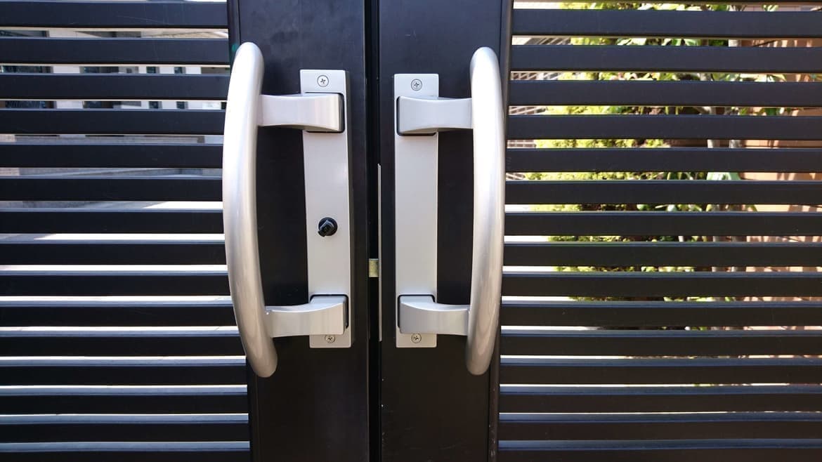 門扉錠取替え 名古屋市東区 | 門扉錠の取替えならエクステリアの窓口名古屋市東区