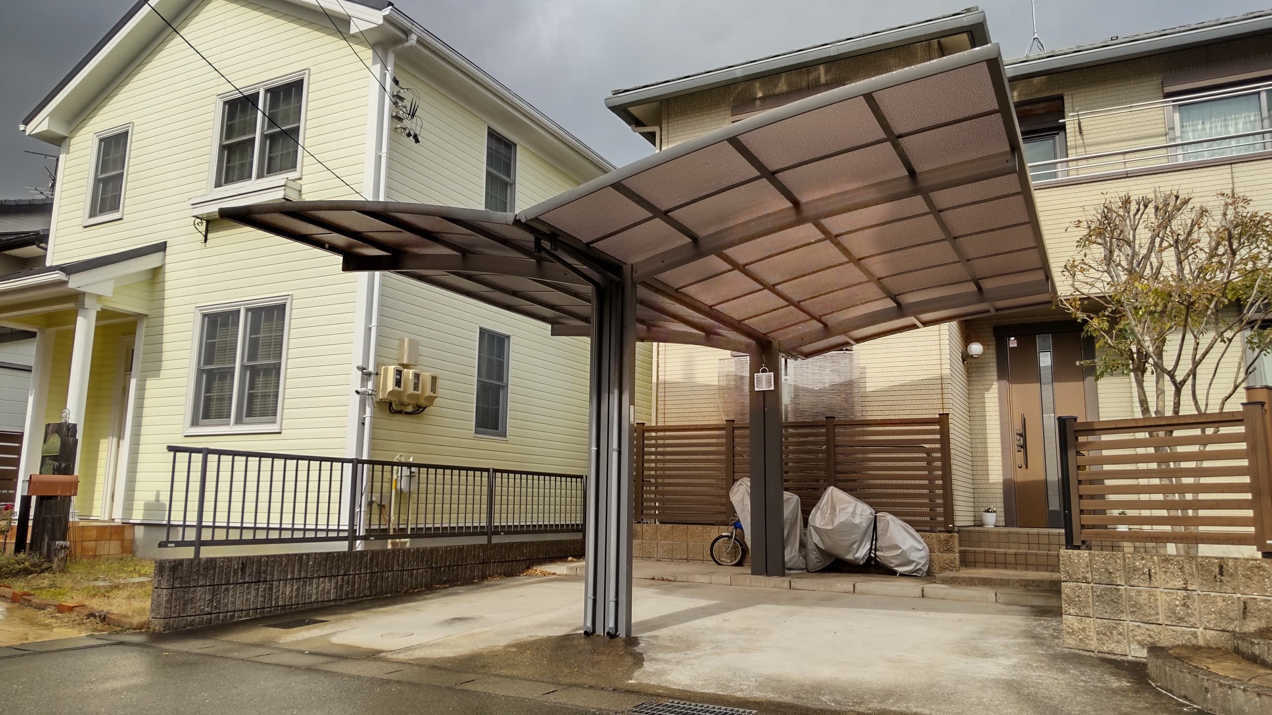 カーポート屋根パネル交換 名古屋市東区 | カーポート屋根パネル交換ならエクステリアの窓口名古屋市東区