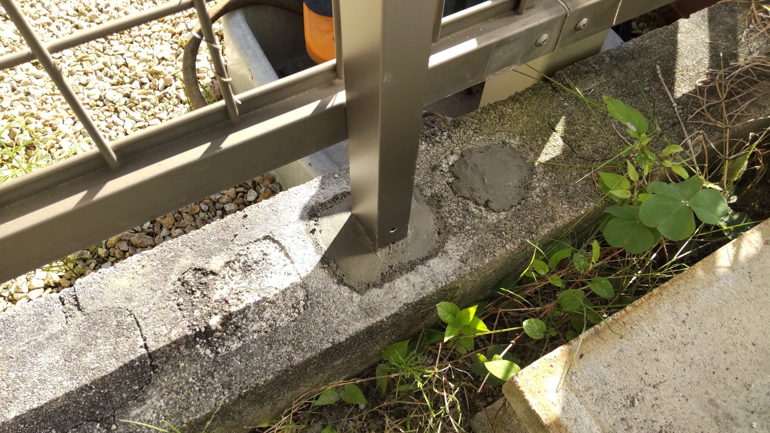フェンス支柱補修 名古屋市東区 | フェンス支柱補修ならエクステリアの窓口名古屋市東区